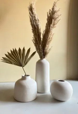 Craftribal Minimalistic White Vase Set of 3, size (9.5x5.5x5.5) Ceramic Flower Vase for Living Room,Flower Pot for Showpieces, Centrepiece vases for Pampas Grass Modern Vases for Home Decor