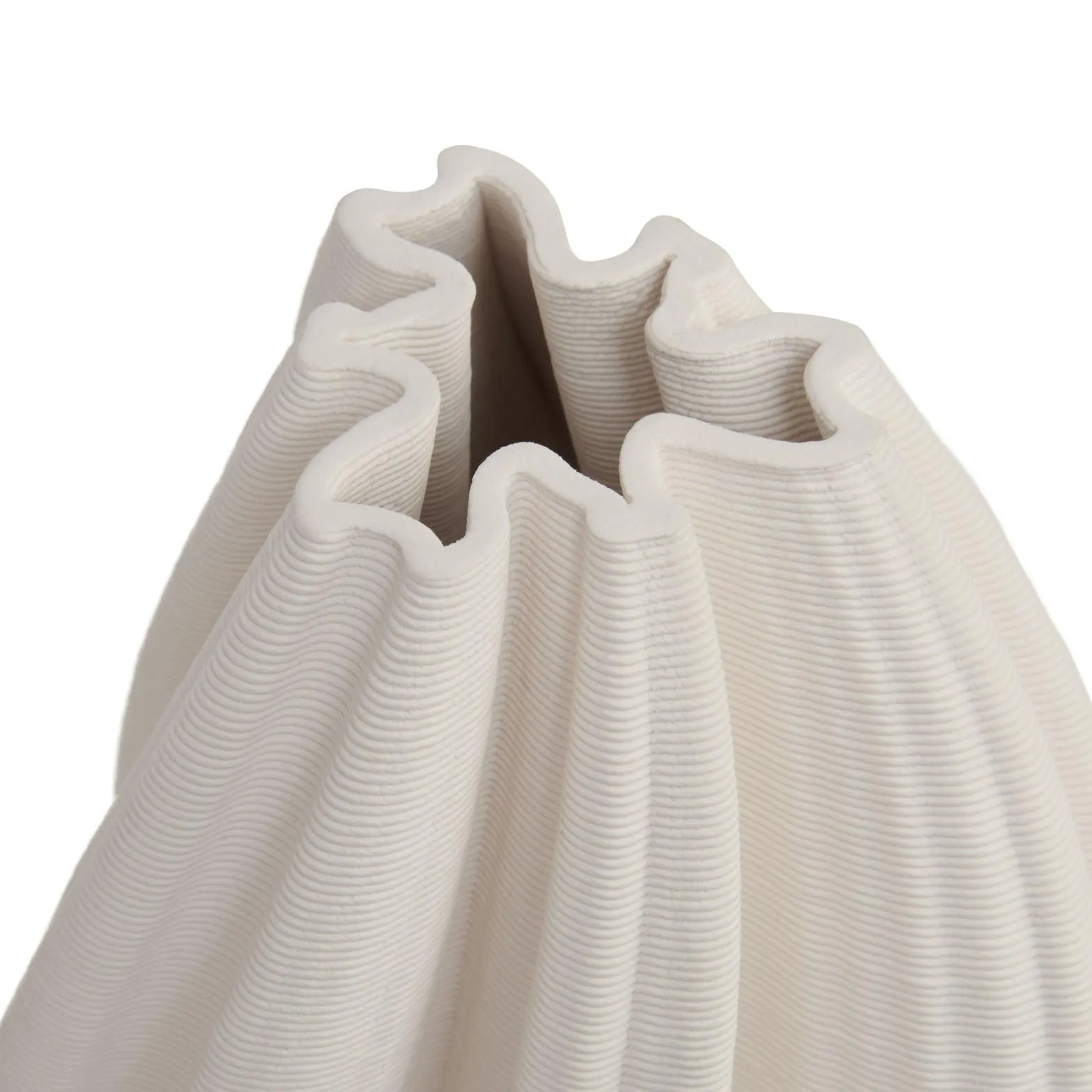 Mila White Vase | 17cm