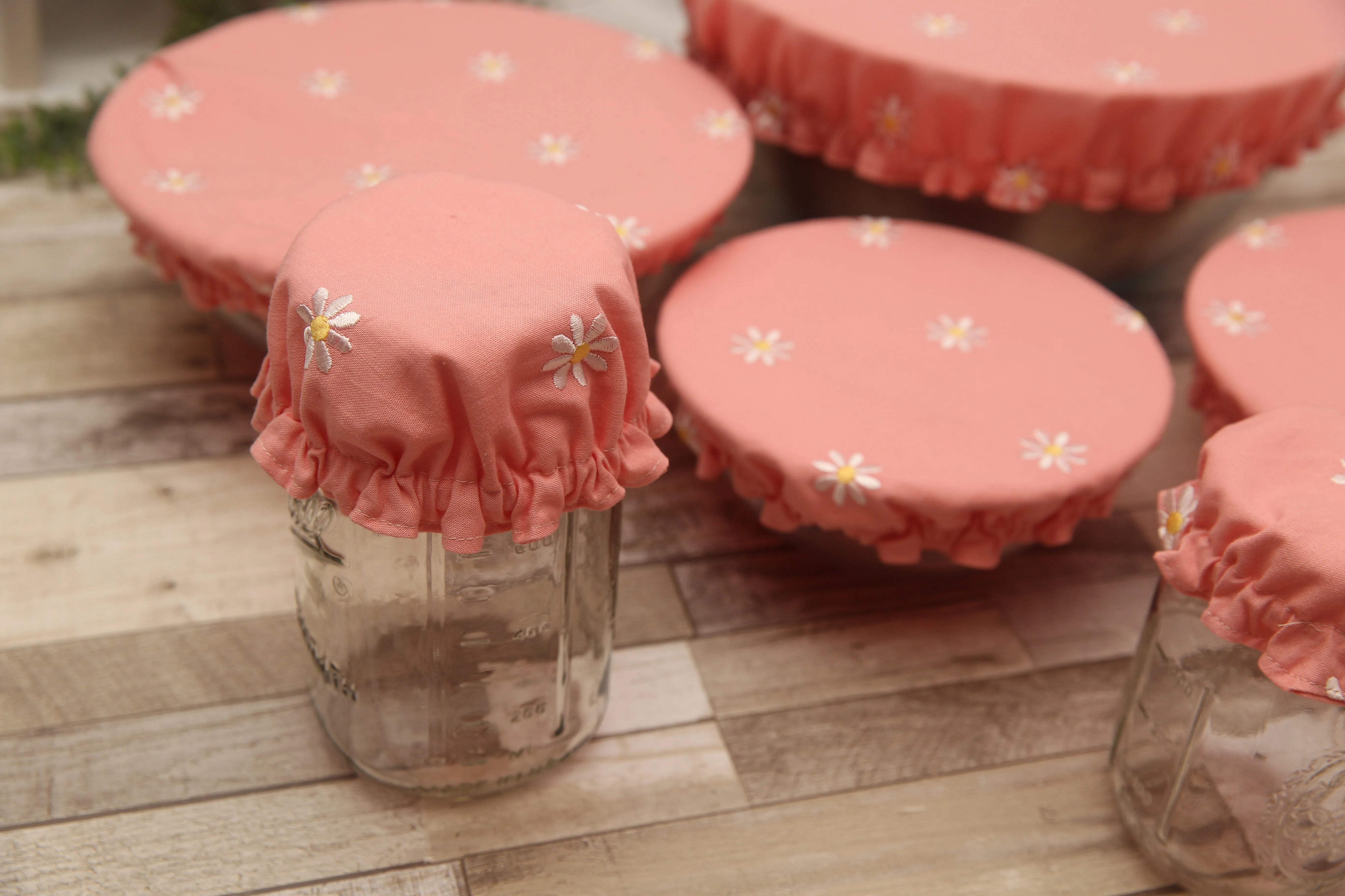 NON-PROP (PINK Daisies) Bowl, Jar, Cup, Plate COVERS; Hot Pad; Jar Opener; PINK Daisies; MADE TO ORDER