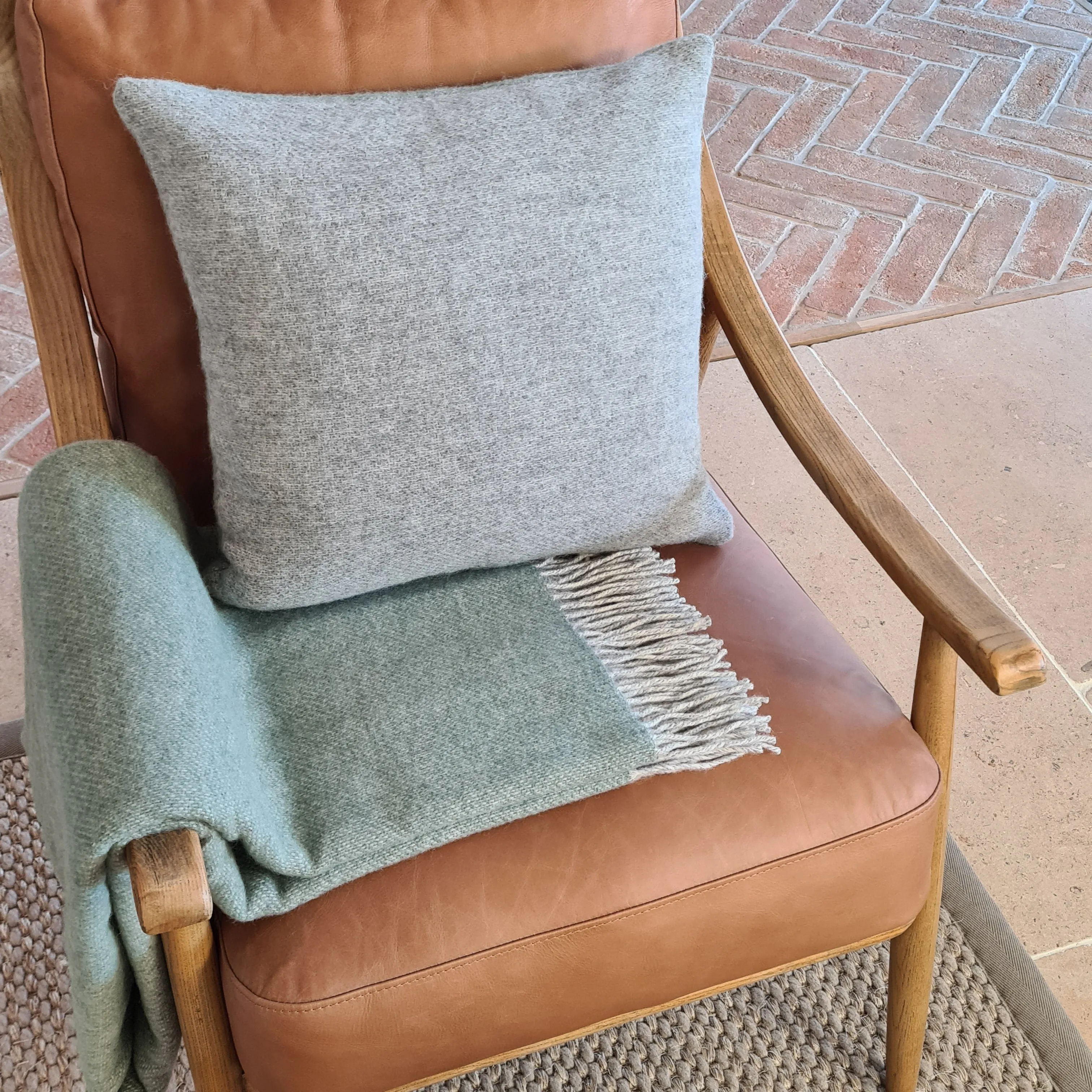 Tweedmill Dartmoor Wool Throw - Ice Green